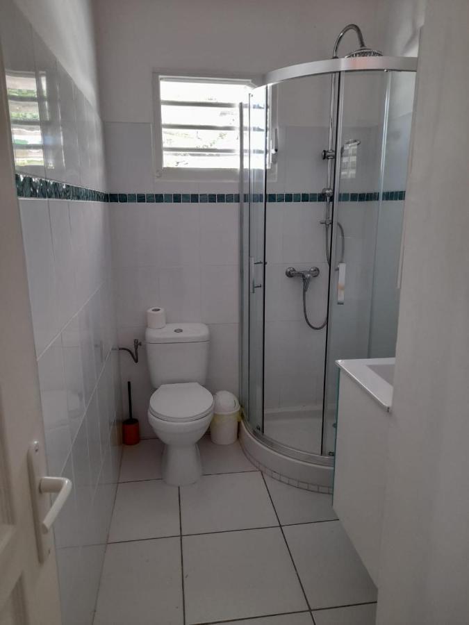 Paradyse Den'S Pres Sources D'Eau Chaudes , Paisible , Vue Sur Mer , Wifi Bouillante Exterior photo